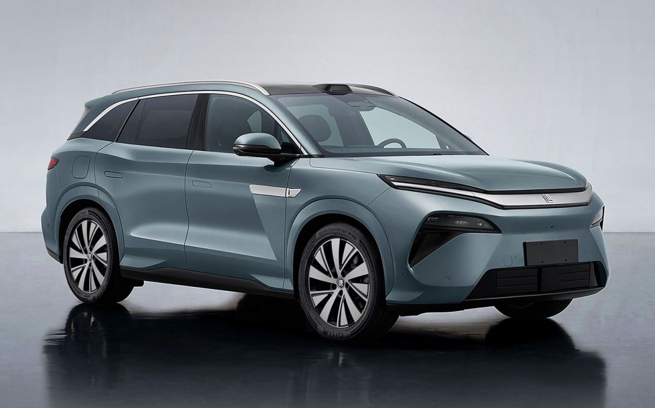 BYD Tang L EV