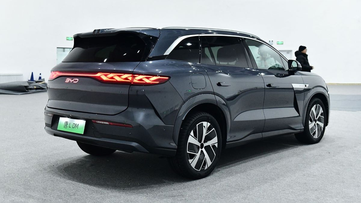 BYD Tang L EV