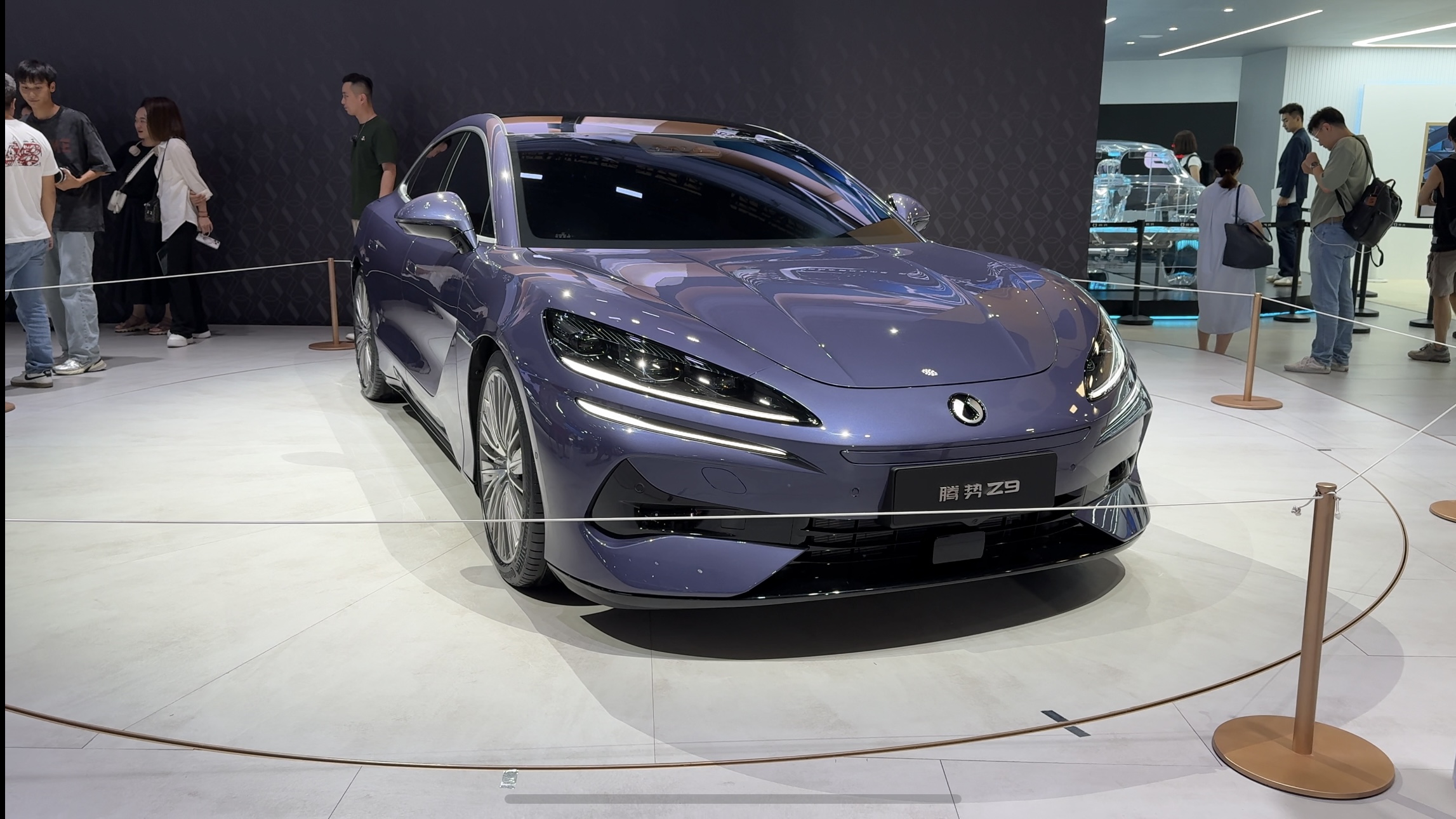 Denza Z9GT и Z9