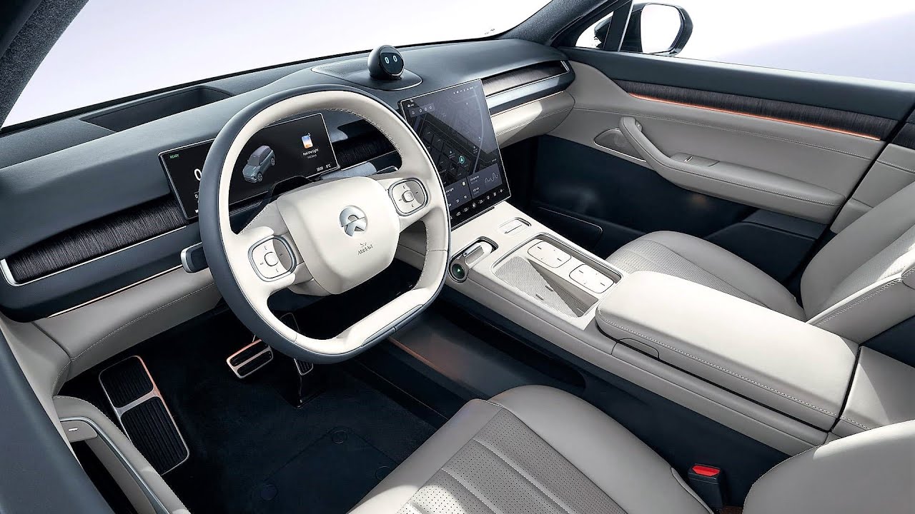 NIO ES8